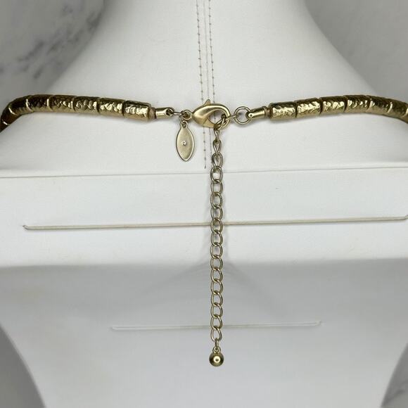 Chico's Beaded Hammered Metal Pendant Gold Tone Necklace ✨ - Picture 2 of 10